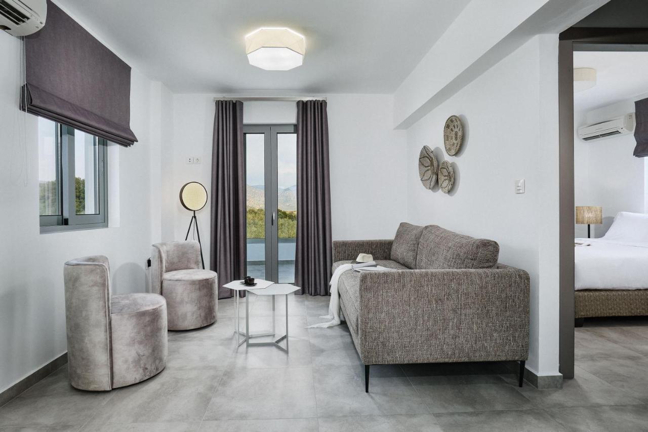 Quattro Suites Monemvasía Eksteriør bilde